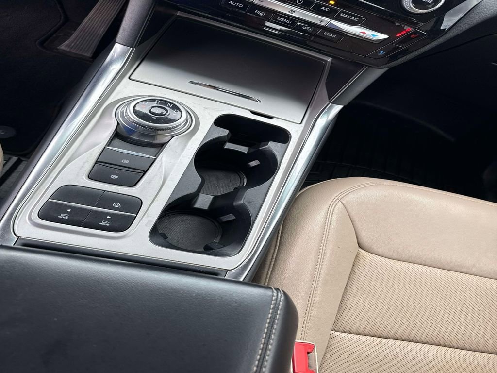 Used 2022 Ford Explorer Limited w/ Limited Technology Package image 24
