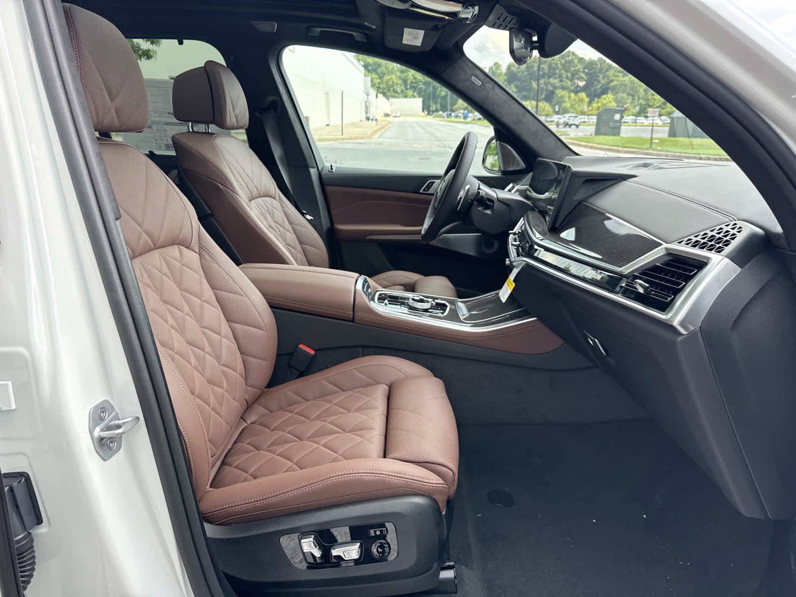 New 2026 BMW X5 M60i AWD/4WD image 16