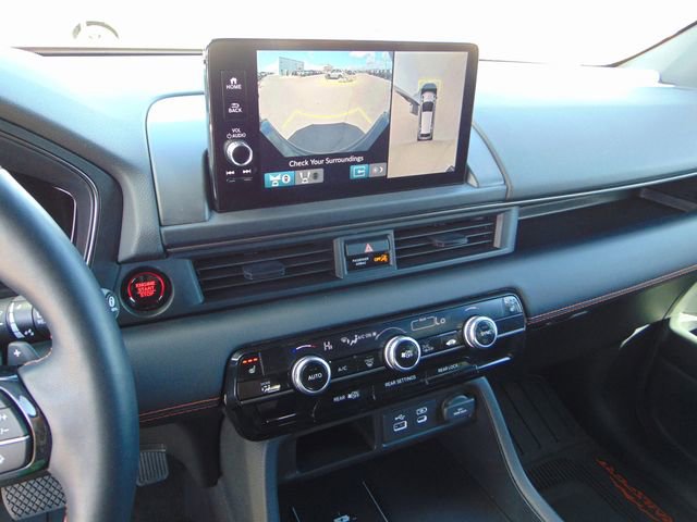 Certified 2025 Honda Pilot TrailSport image 12