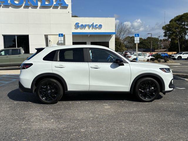Certified 2023 Honda HR-V Sport image 3