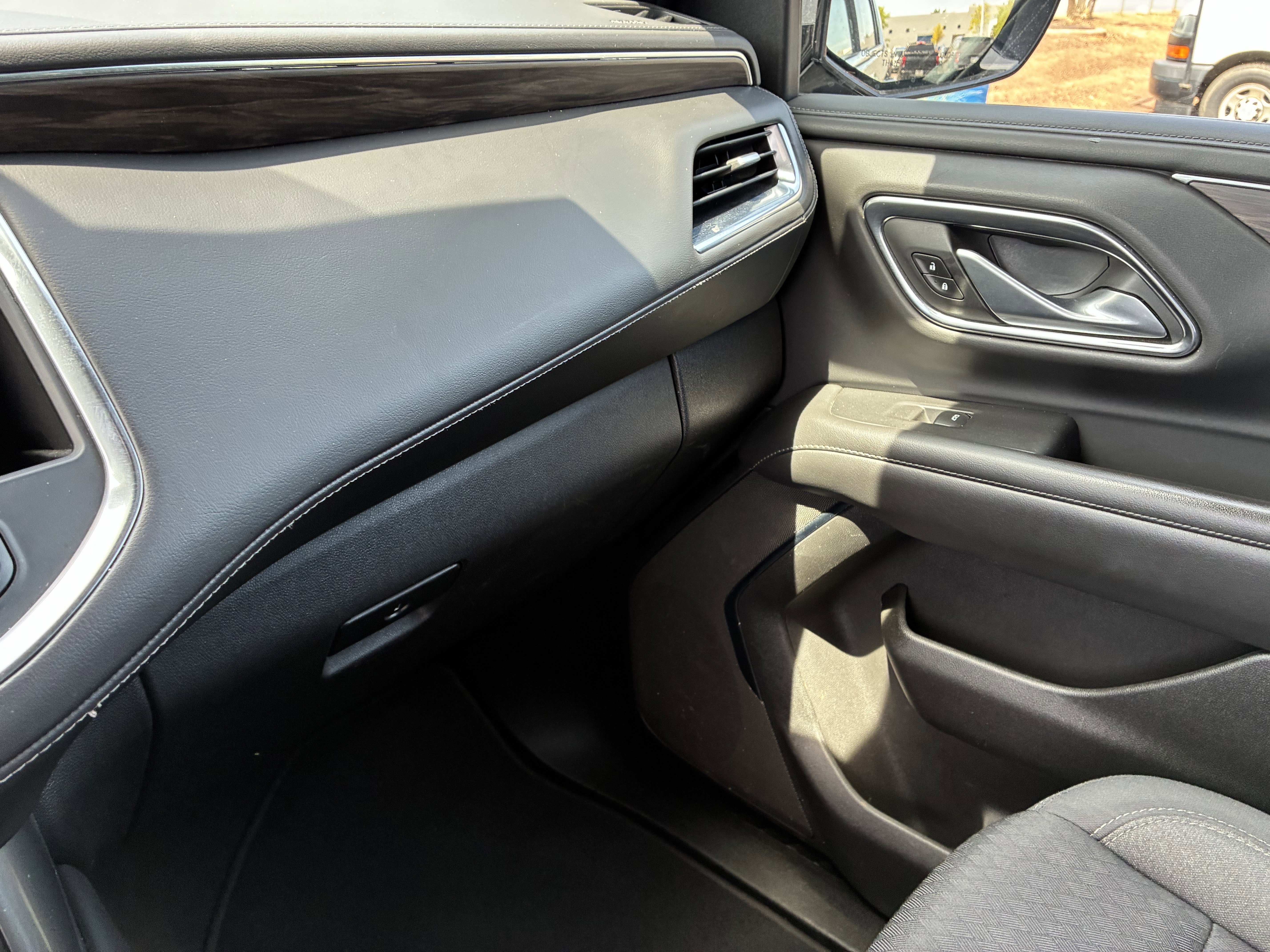 Used 2022 Chevrolet Suburban LS w/ Driver Alert Package AWD/4WD image 36