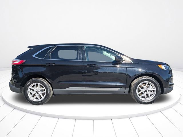 Used 2023 Ford Edge SEL image 3