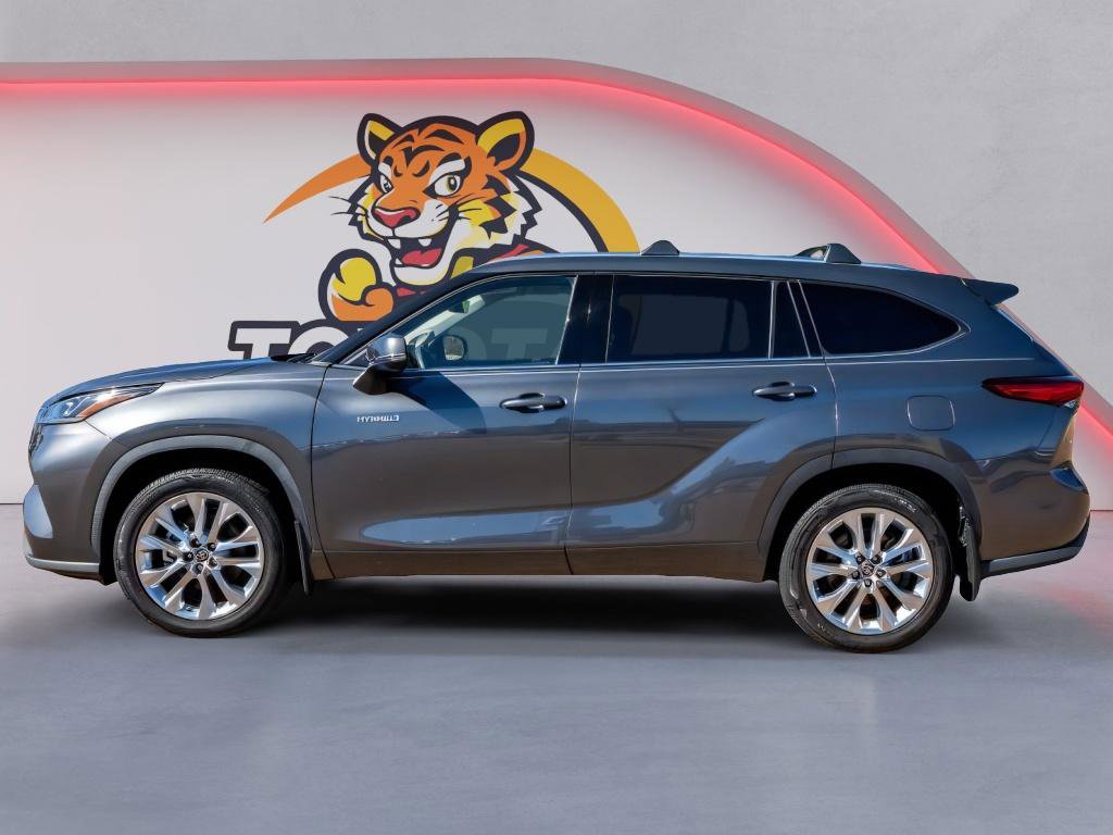 Used 2020 Toyota Highlander Limited image 8