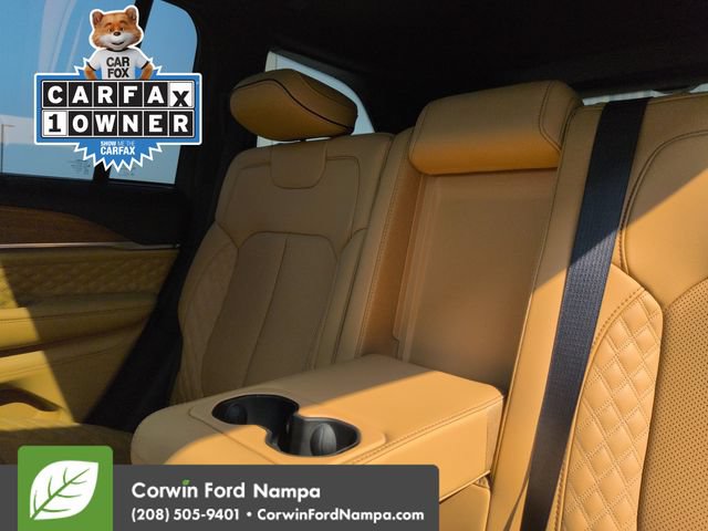 Used 2025 Jeep Grand Cherokee Summit AWD/4WD image 26