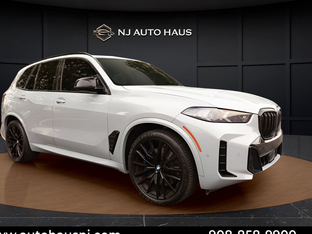 Used 2024 BMW X5 M60i AWD/4WD image 1
