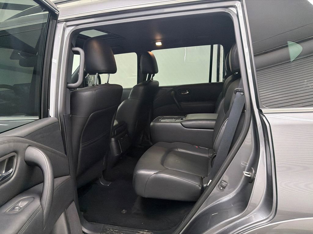 Used 2023 Nissan Armada SL w/ Midnight Edition Package image 23