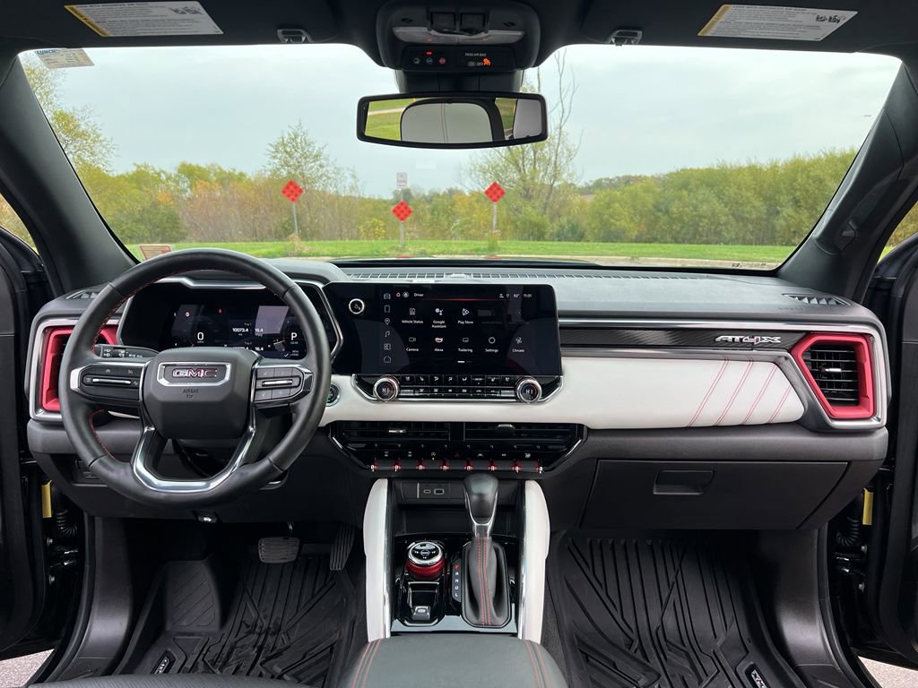 Used 2023 GMC Canyon AT4X image 21