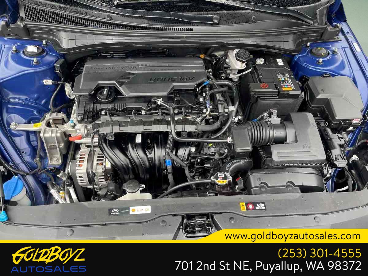 Used 2022 Hyundai Elantra SEL w/ Convenience + Premium Package image 10