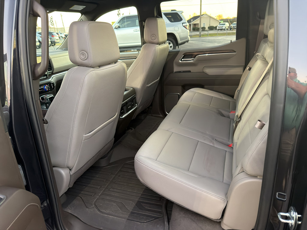 Used 2022 GMC Sierra 1500 SLT image 10