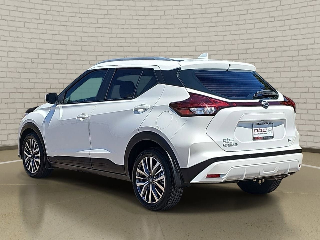 Certified 2023 Nissan Kicks SV FWD image 7