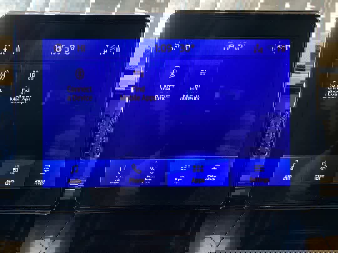 Used 2023 Ford Explorer XLT image 19