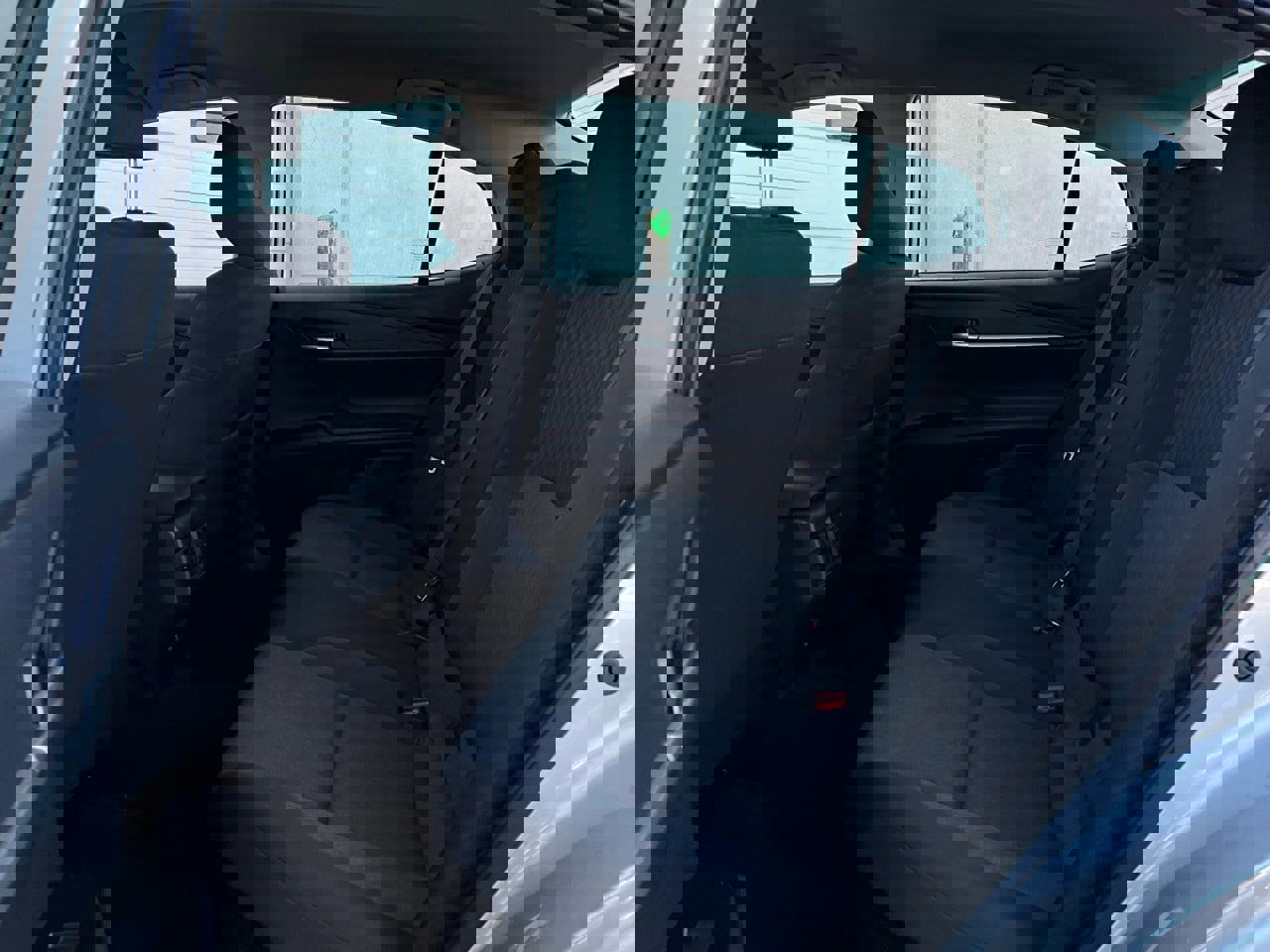 Used 2025 Toyota Camry LE image 11