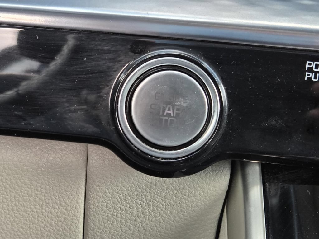 Used 2024 Kia Carnival SX Prestige FWD image 14