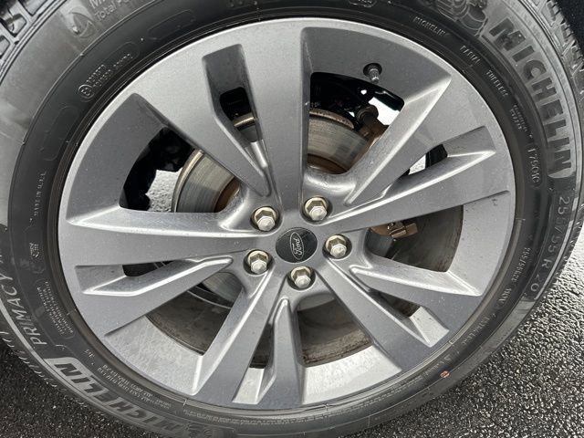 Used 2023 Ford Explorer XLT w/ Equipment Group 202A image 6