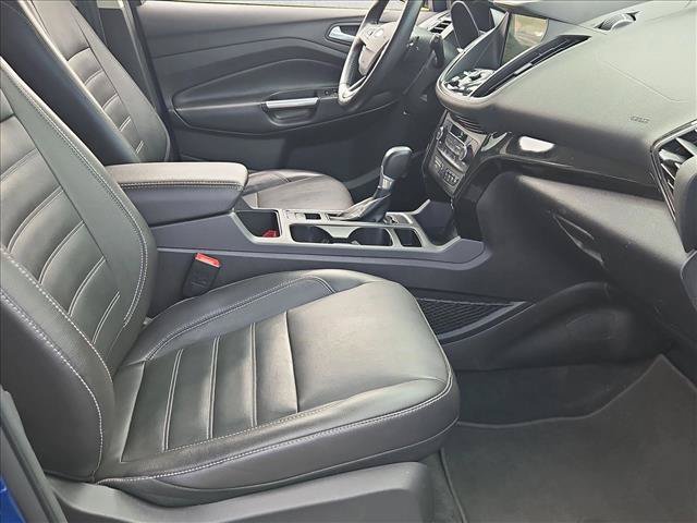 Used 2017 Ford Escape Titanium w/ Equipment Group 301A AWD/4WD image 30
