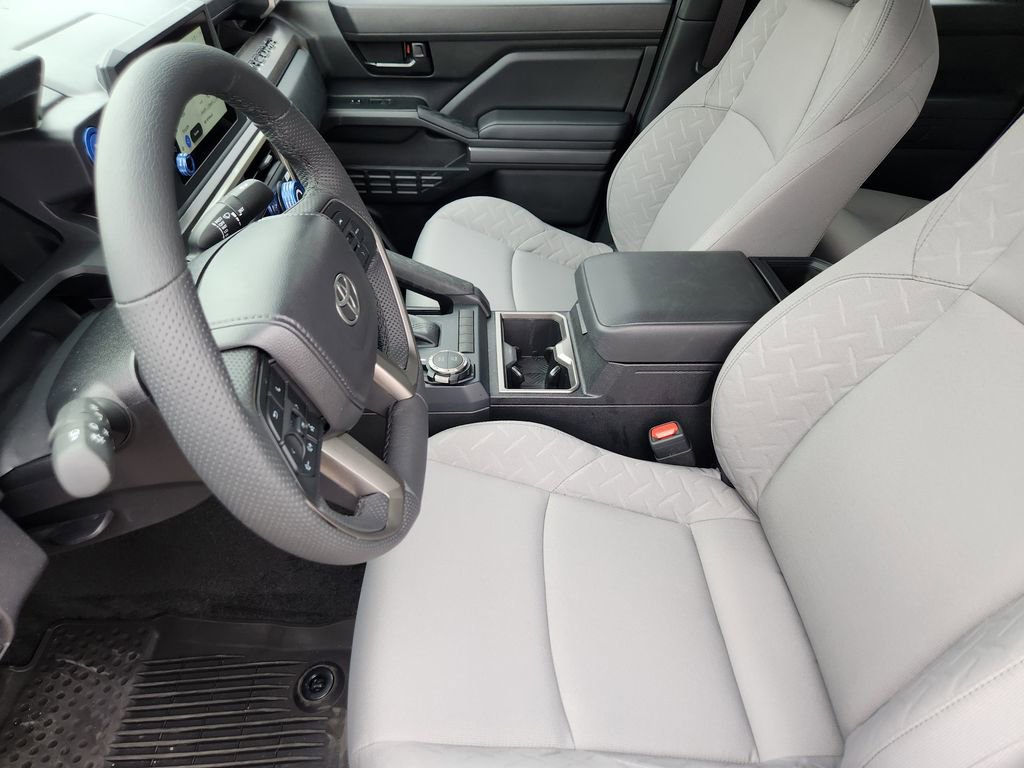 Used 2025 Toyota Tacoma SR5 image 12