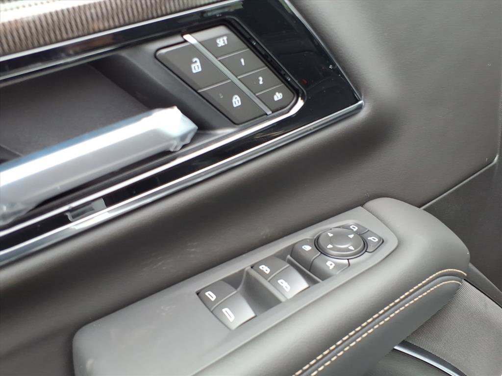 New 2026 GMC Yukon Elevation w/ LPO, Floor Liner Package image 16