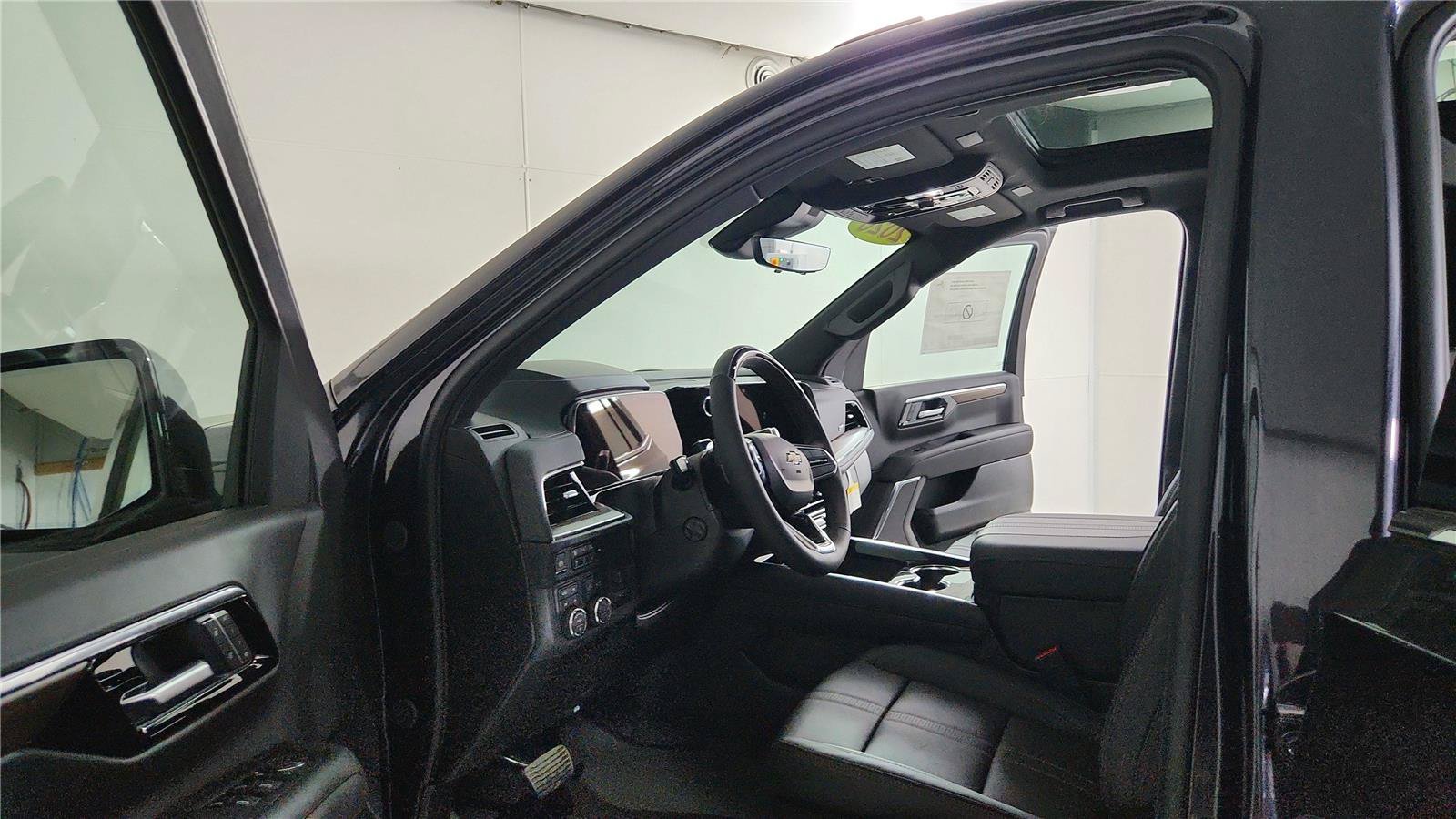New 2026 Chevrolet Tahoe High Country AWD/4WD image 10