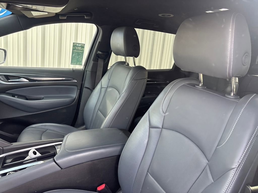 Used 2024 Buick Enclave Premium image 24