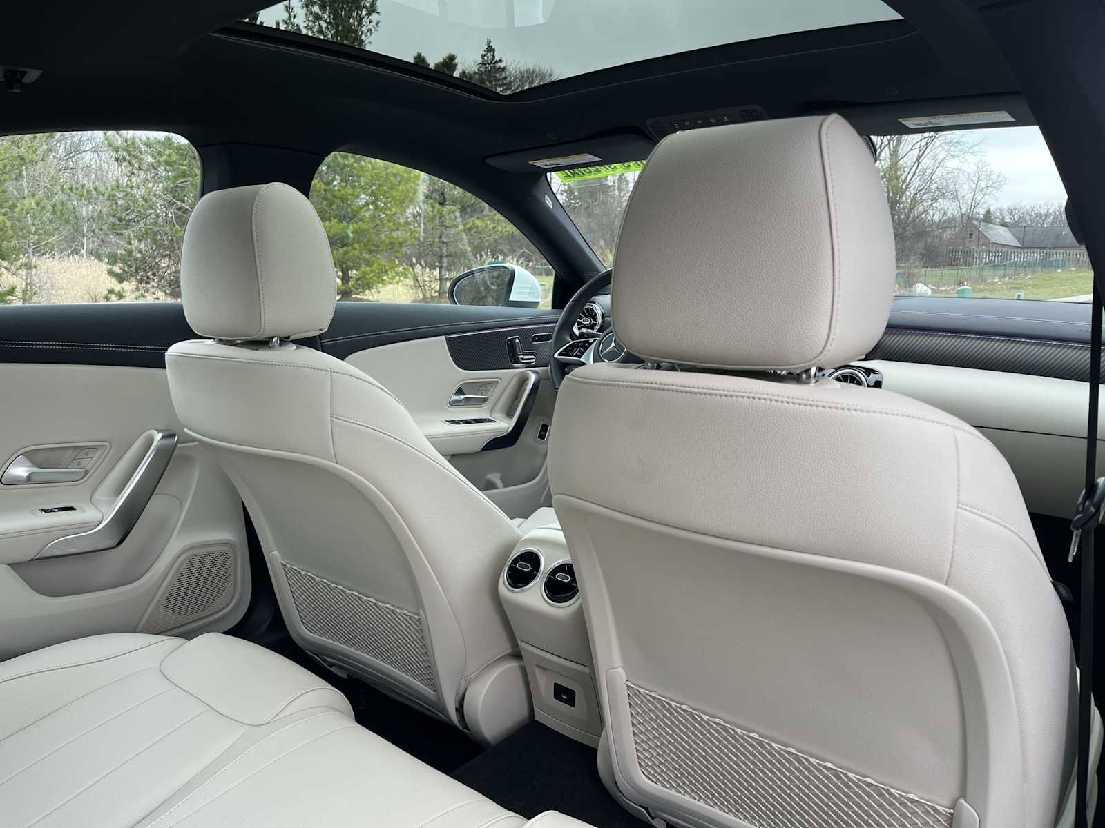 Used 2025 Mercedes-Benz CLA 250 4MATIC image 31