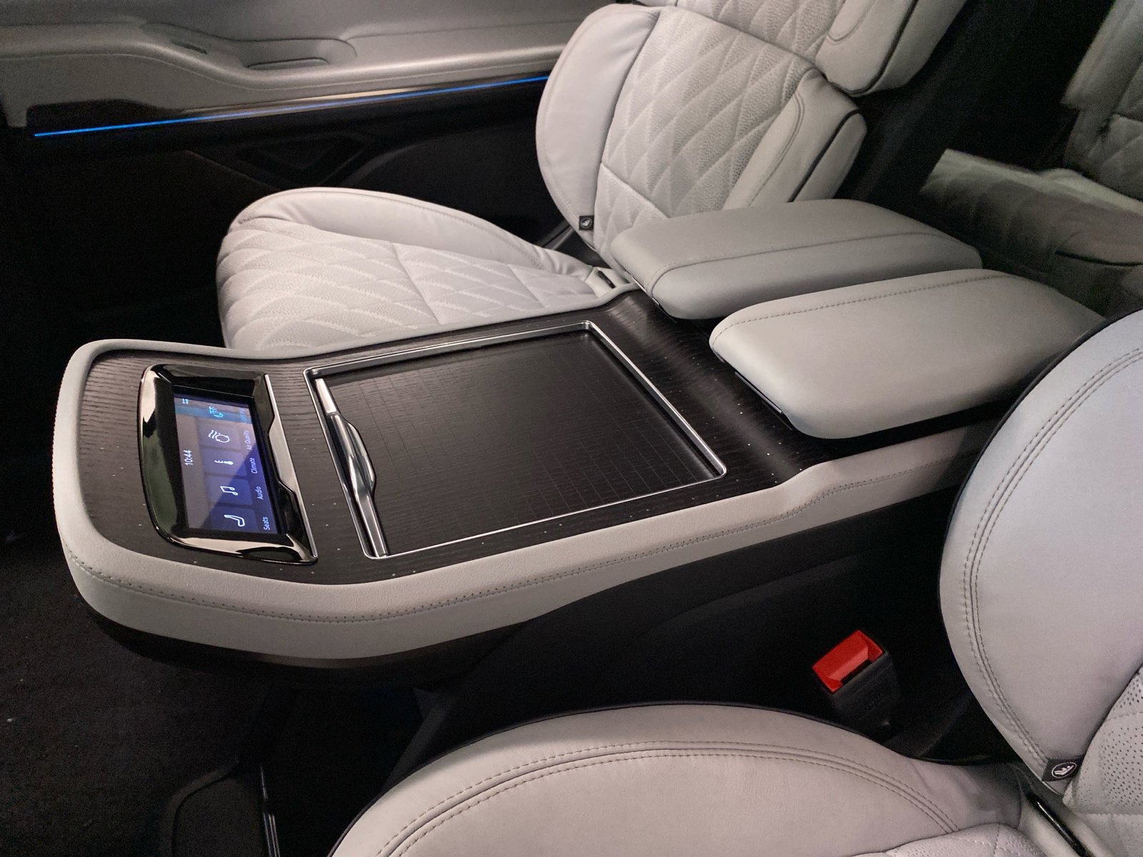 New 2026 Lincoln Navigator L Black Label image 14