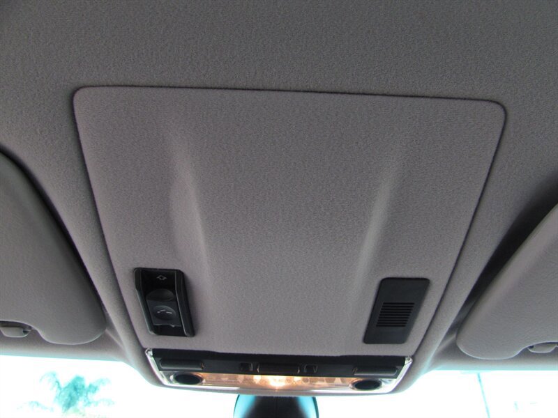 Used 2003 BMW 325i Sedan RWD image 20