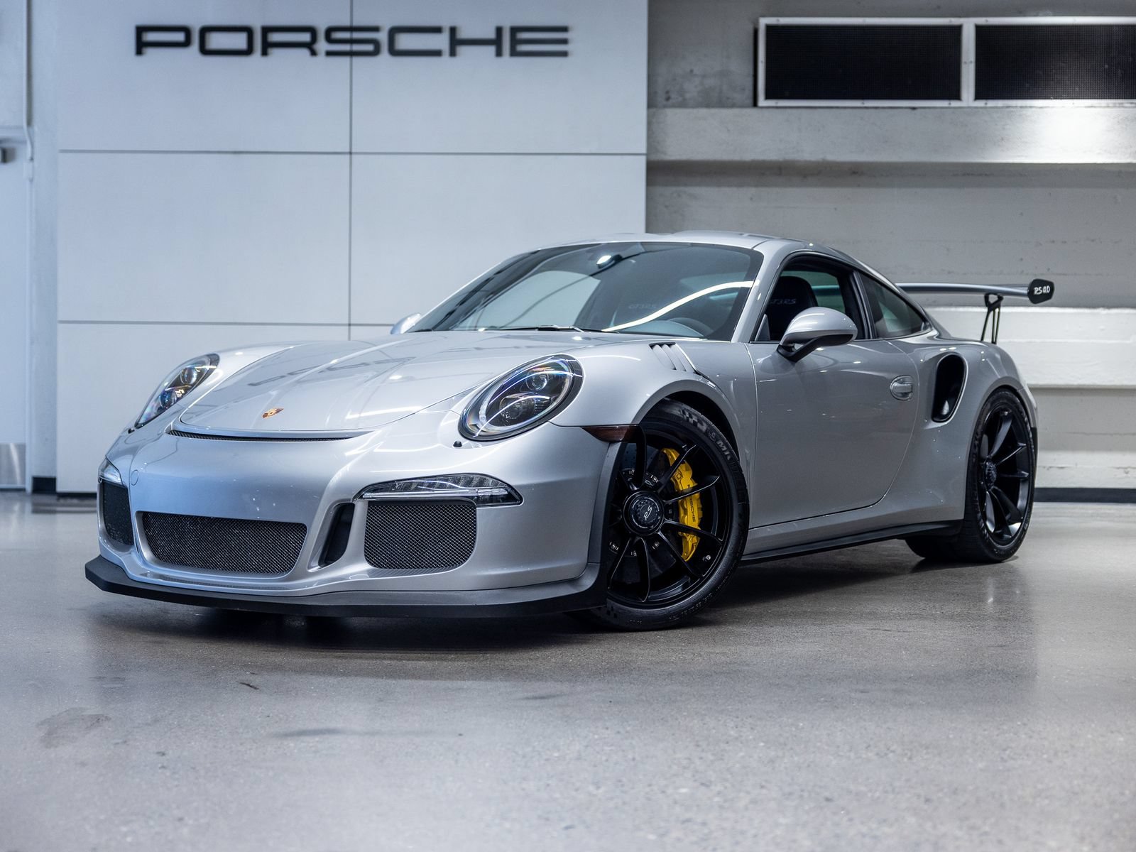 Certified 2016 Porsche 911 GT3 RS