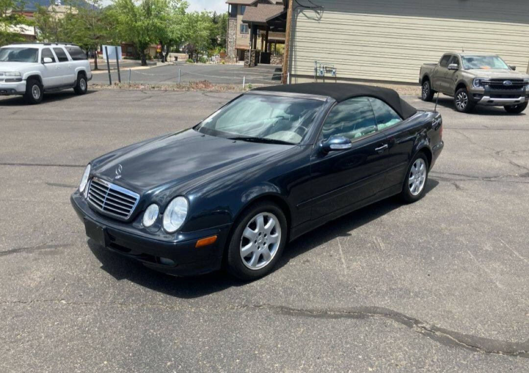 Used 2002 Mercedes-Benz CLK 320 Cabriolet image 1