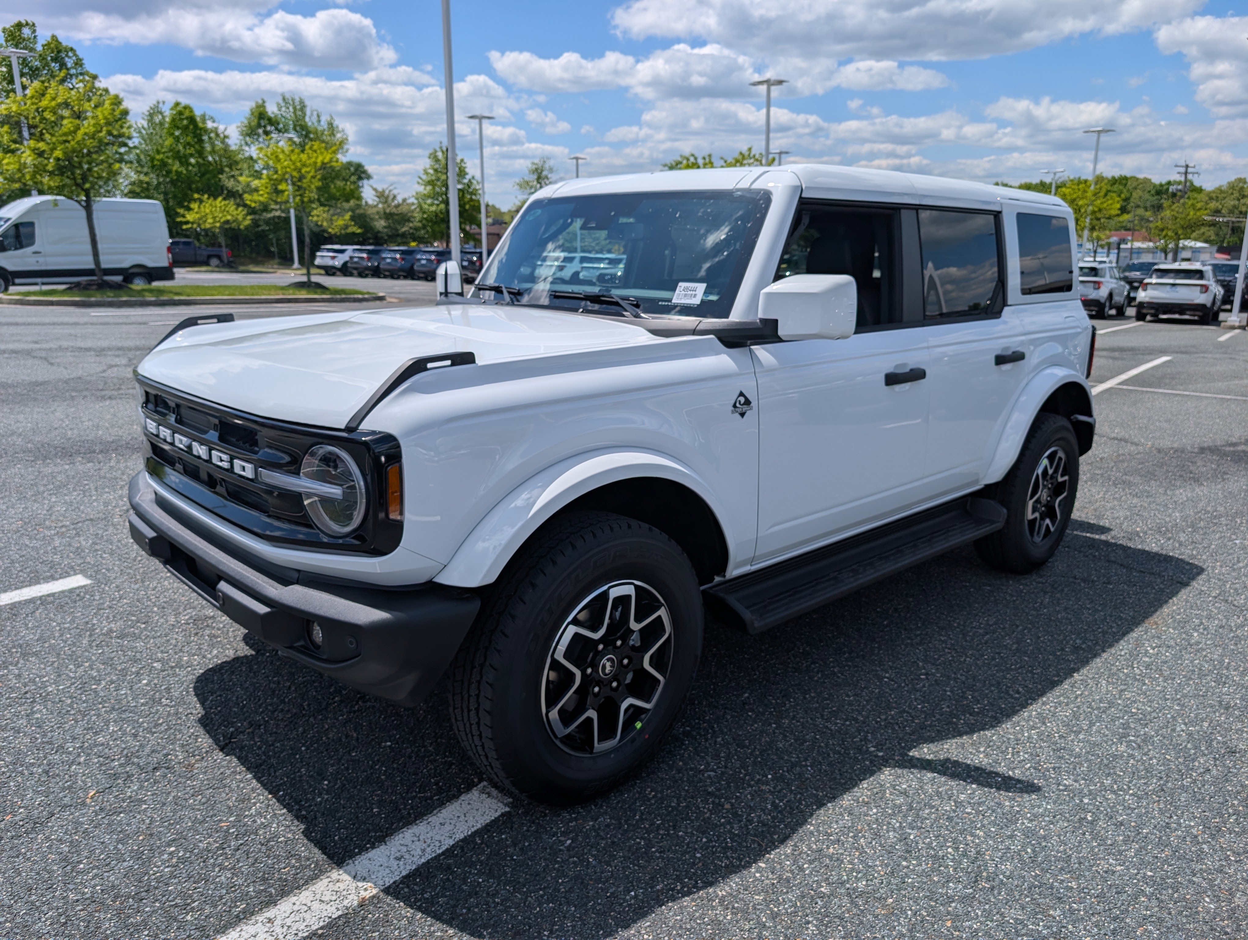 New 2026 Ford Bronco Outer Banks AWD/4WD image 4