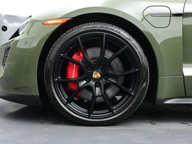 Certified 2023 Porsche Taycan GTS image 6