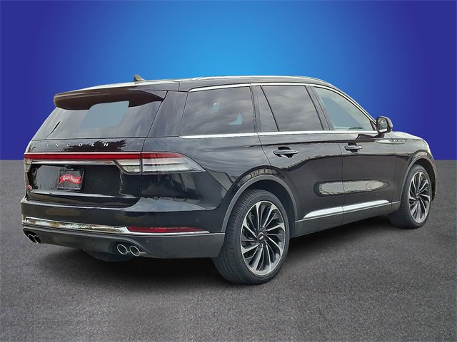 Used 2023 Lincoln Aviator Reserve w/ Equipment Group 201A image 4