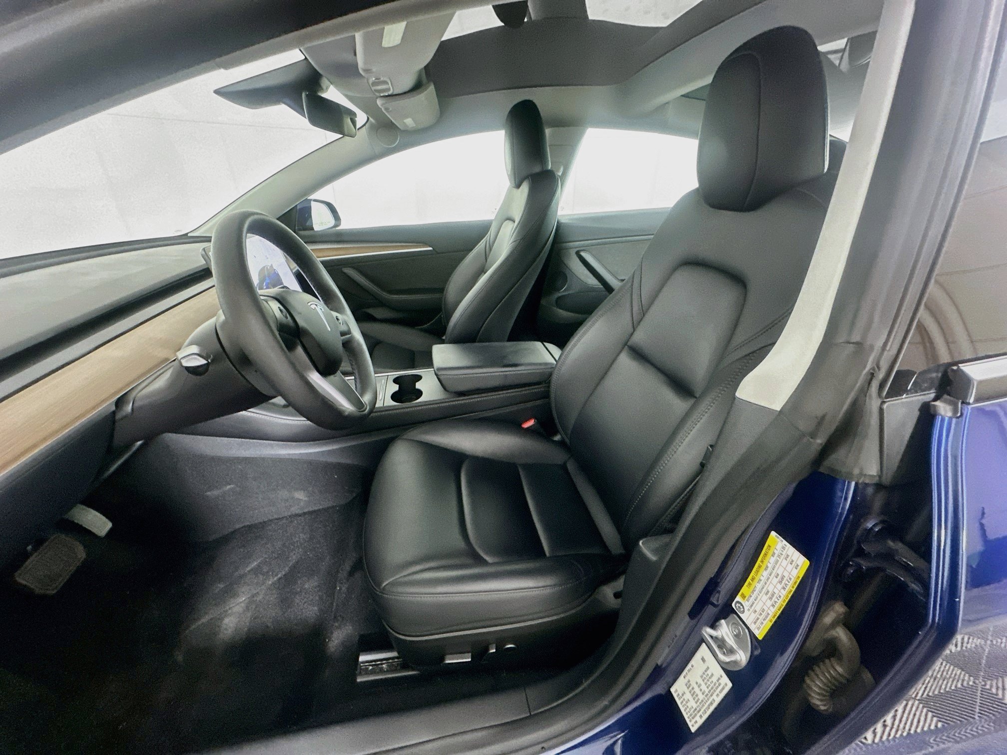Used 2023 Tesla Model 3 Standard Range RWD image 13