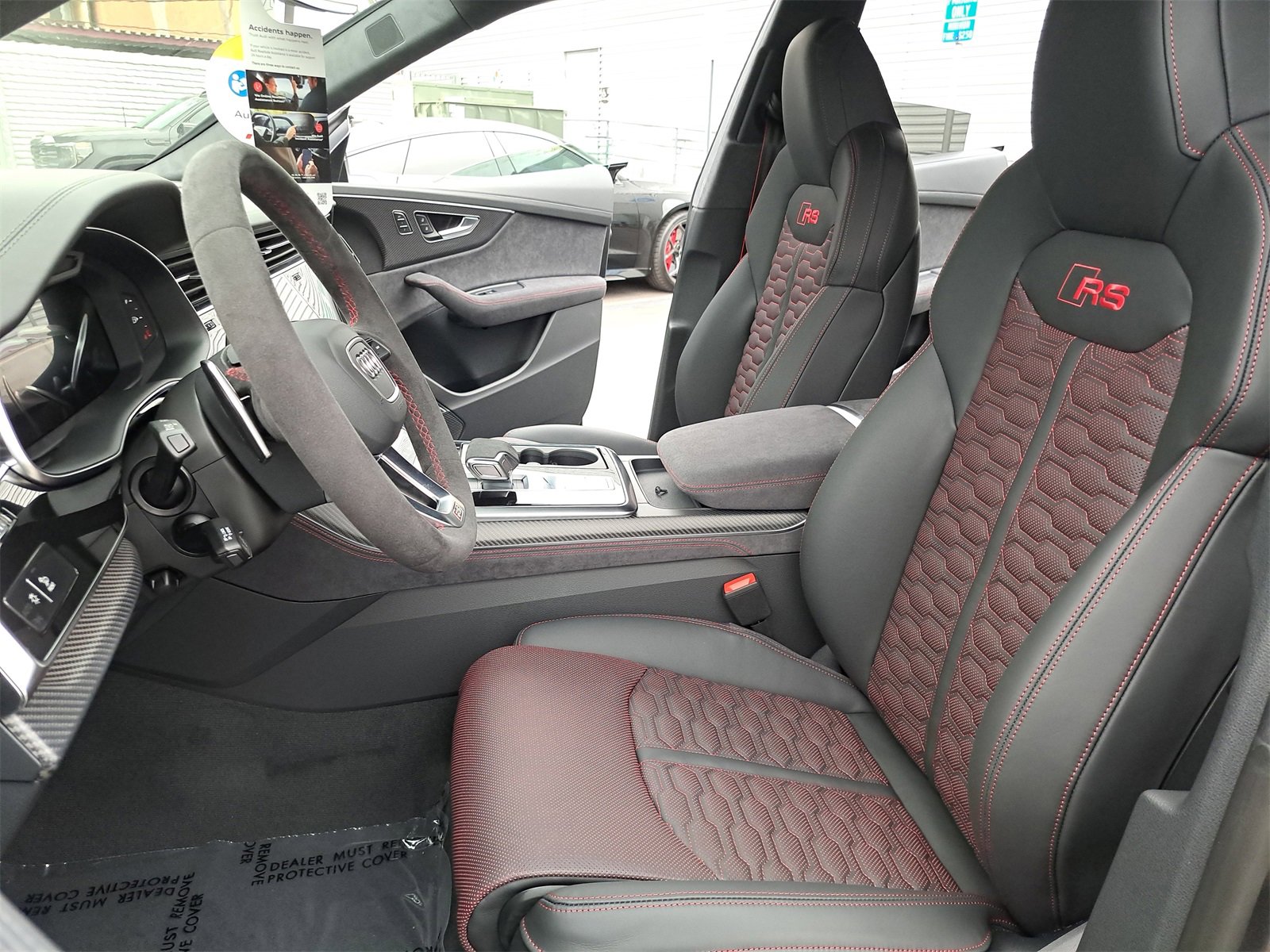 New 2025 Audi RS Q8 performance image 15