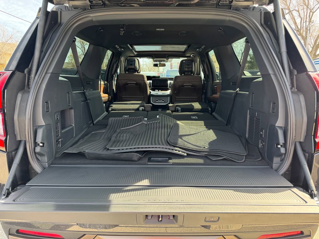 New 2026 Ford Expedition Max King Ranch image 13