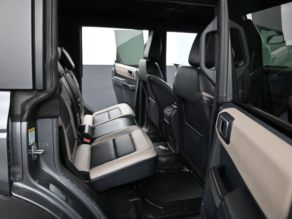 Used 2024 Ford Bronco Wildtrak image 17