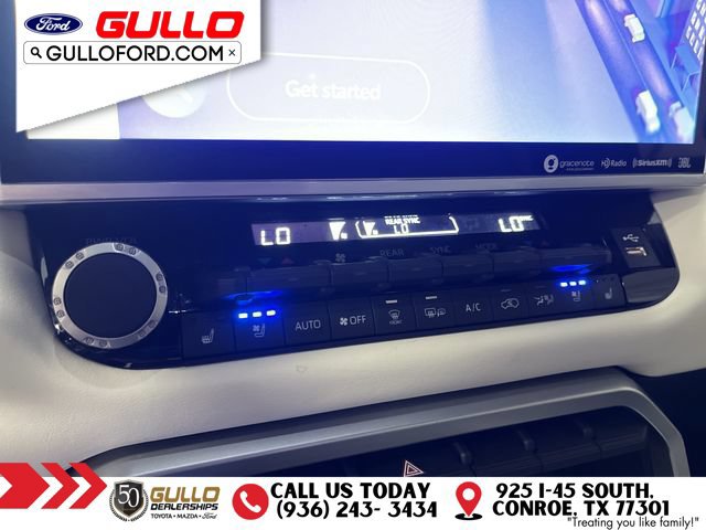 Used 2024 Toyota Sequoia Capstone AWD/4WD image 30