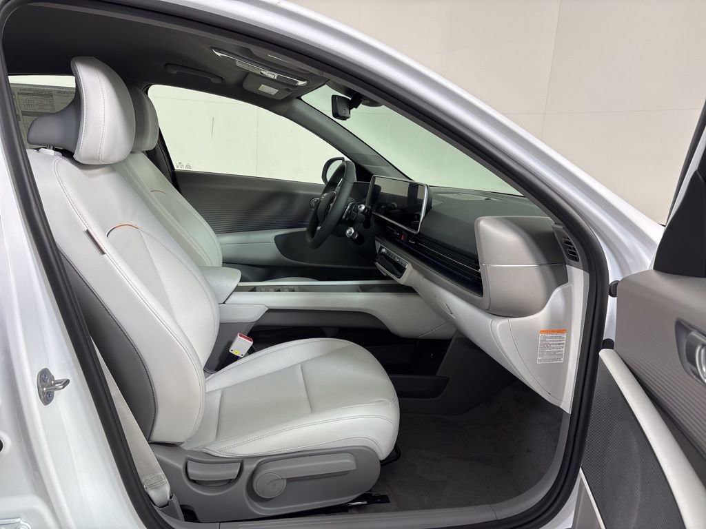 New 2025 Hyundai Ioniq 6 SEL image 12