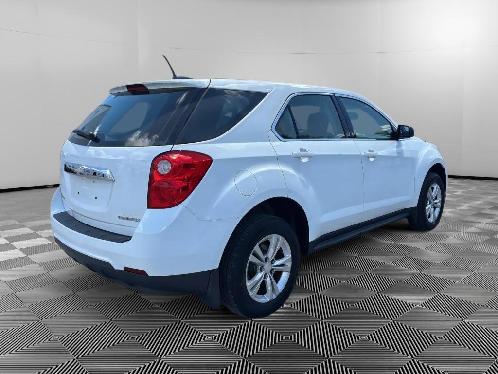 Used 2015 Chevrolet Equinox LS FWD image 4