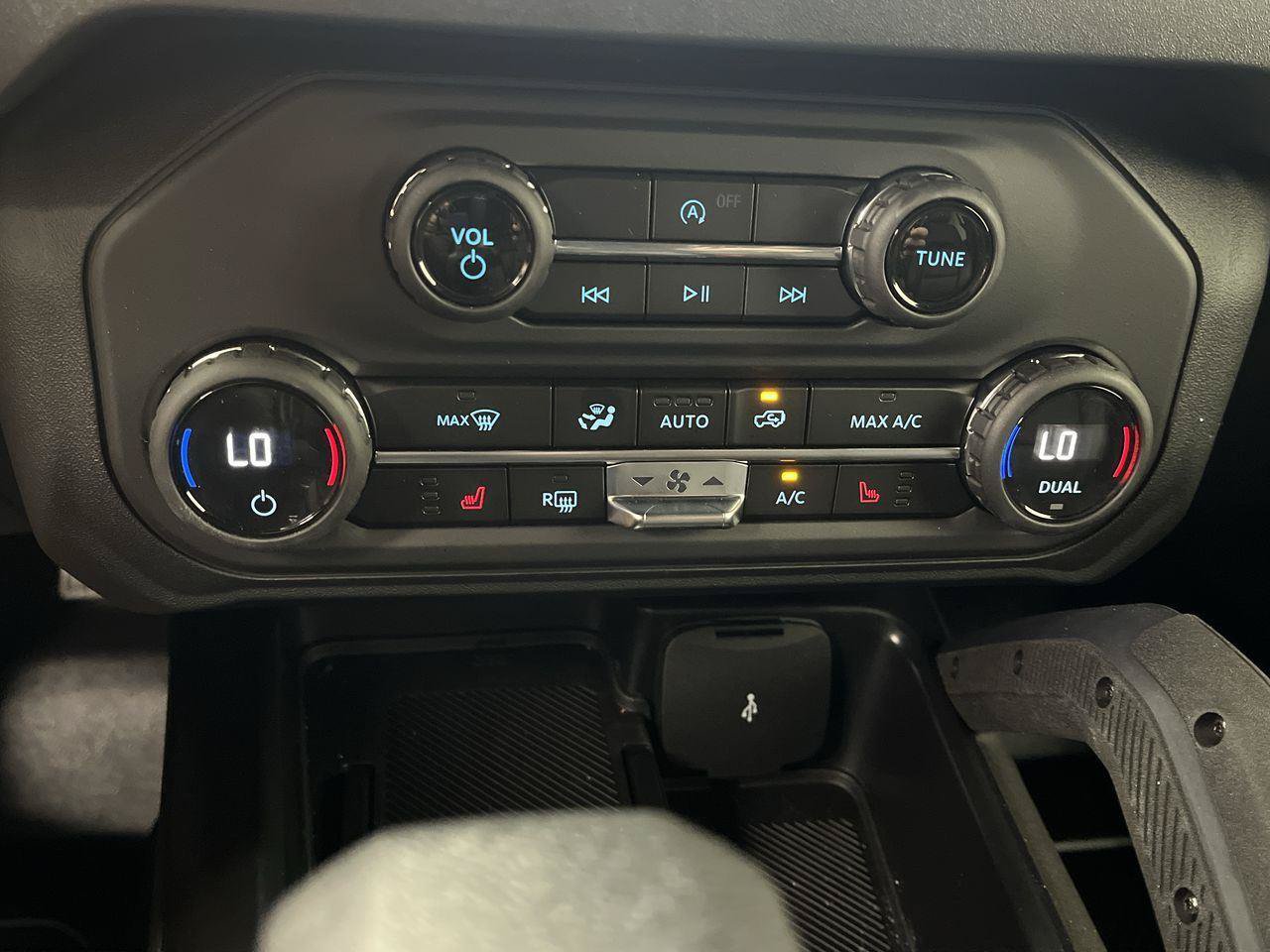 Used 2026 Ford Bronco Big Bend w/ Black Diamond Package AWD/4WD image 18