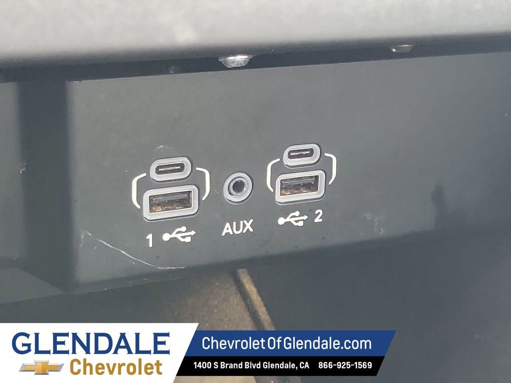 Used 2024 Jeep Wagoneer L Series II RWD image 30