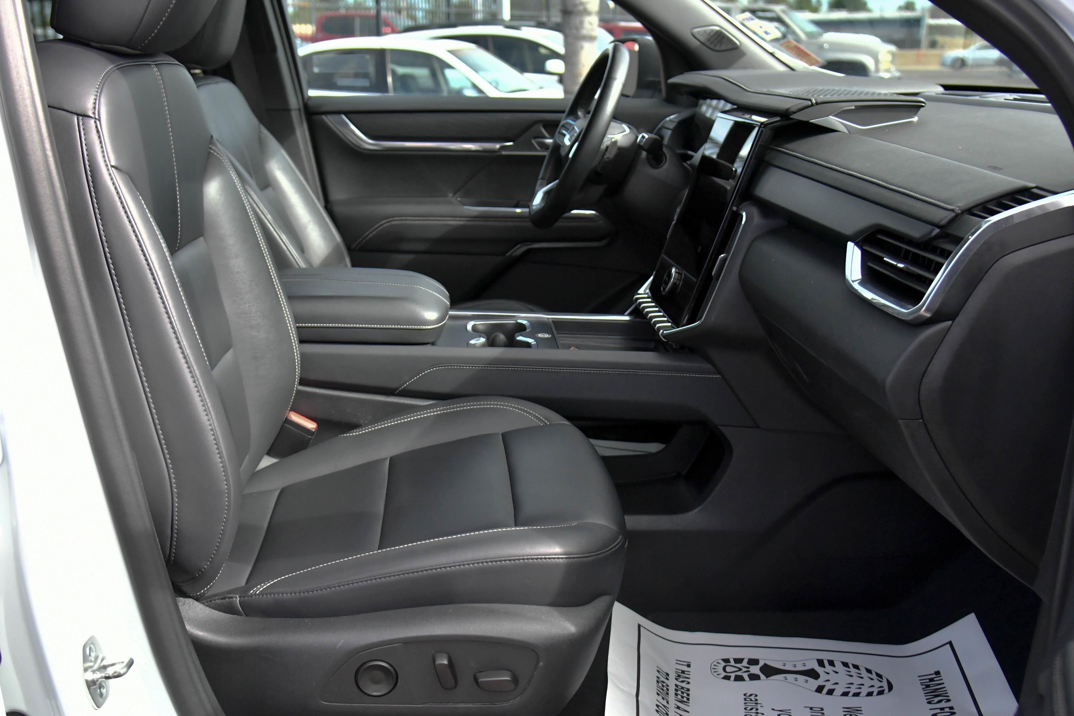 Used 2024 GMC Acadia Elevation image 55