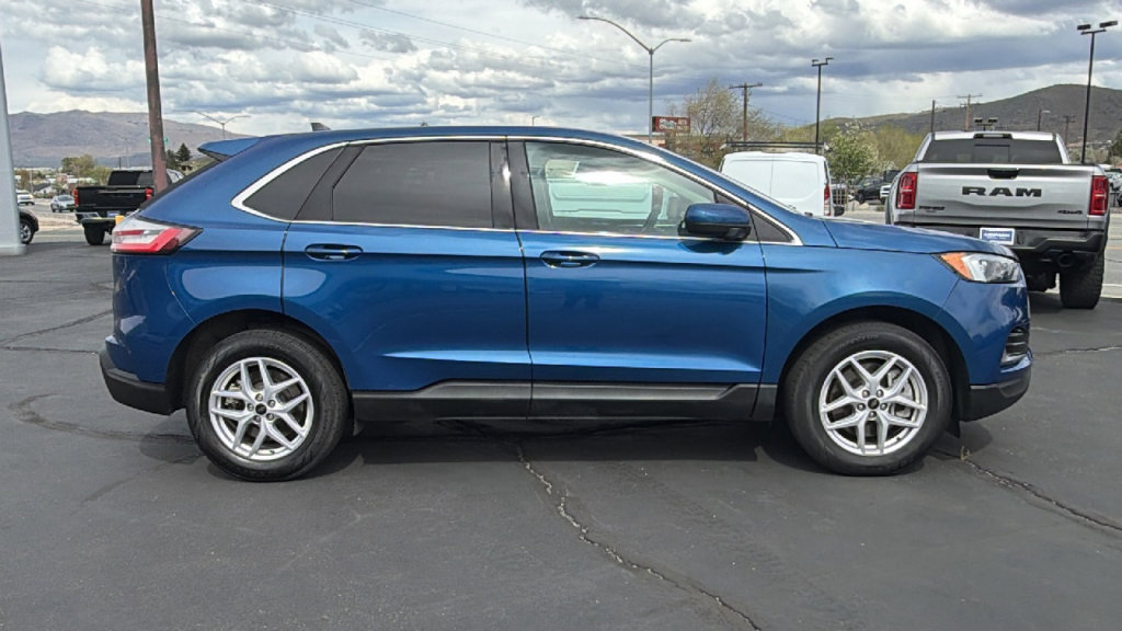 Used 2024 Ford Edge SEL AWD/4WD image 2