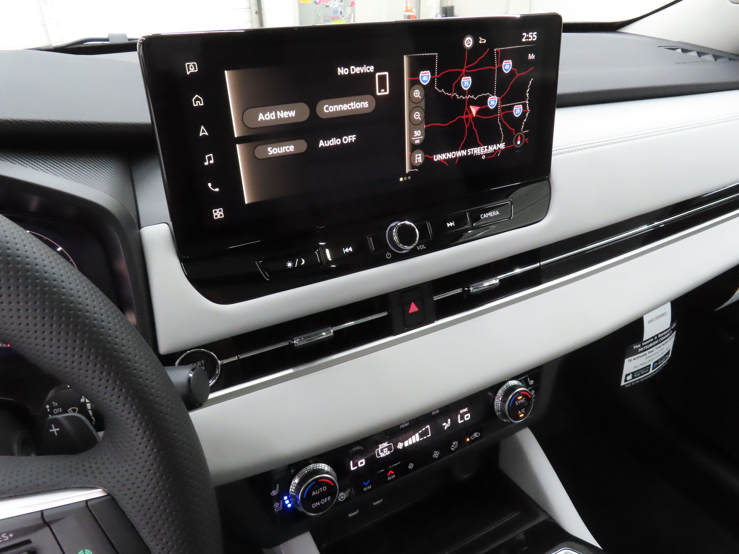 New 2026 Mitsubishi Outlander SEL image 15