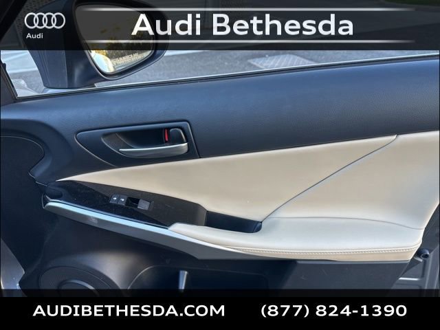 Used 2020 Lexus IS 300 AWD image 24