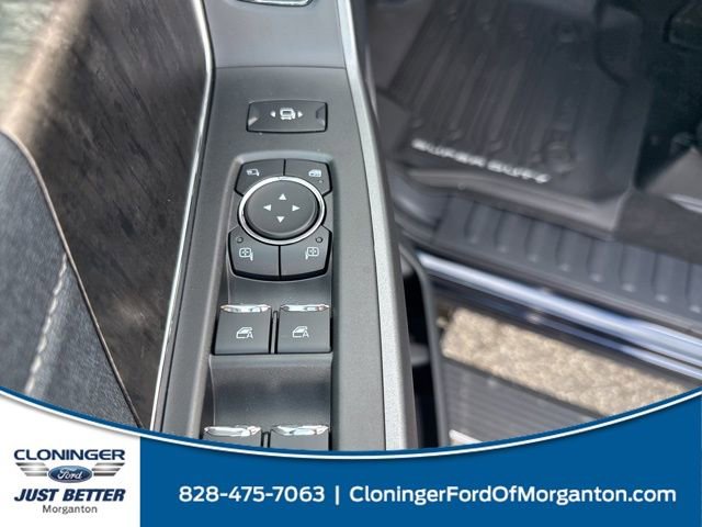 New 2025 Ford F250 Lariat w/ Lariat Ultimate Package image 16