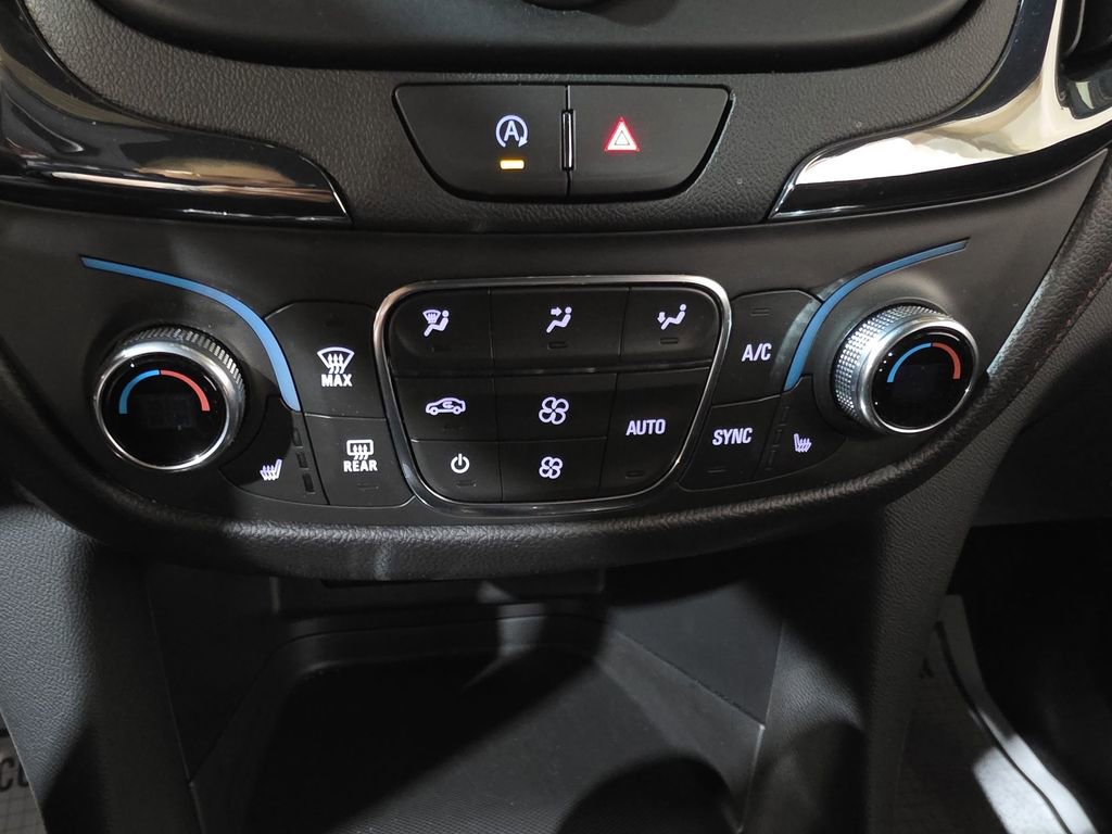 Used 2024 Chevrolet Equinox RS w/ LPO, Floor Liner Package image 16