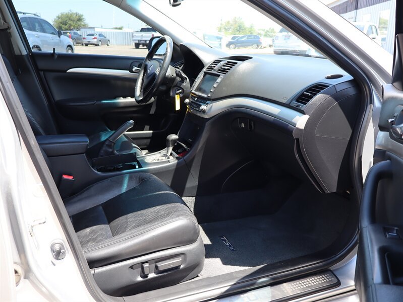 Used 2008 Acura TSX w/ Navigation FWD image 6