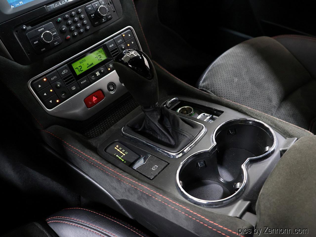 Used 2015 Maserati GranTurismo Sport RWD image 25