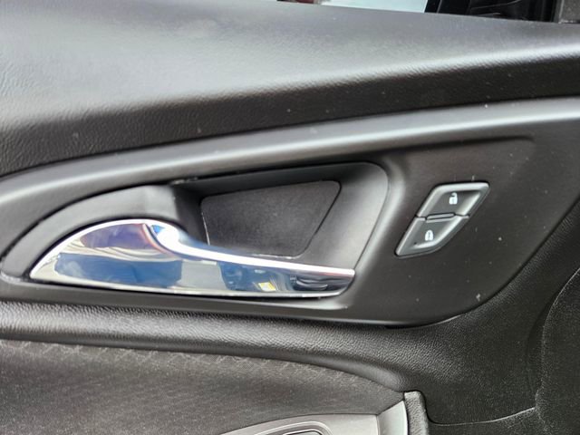 Used 2023 Chevrolet Malibu LS FWD image 23