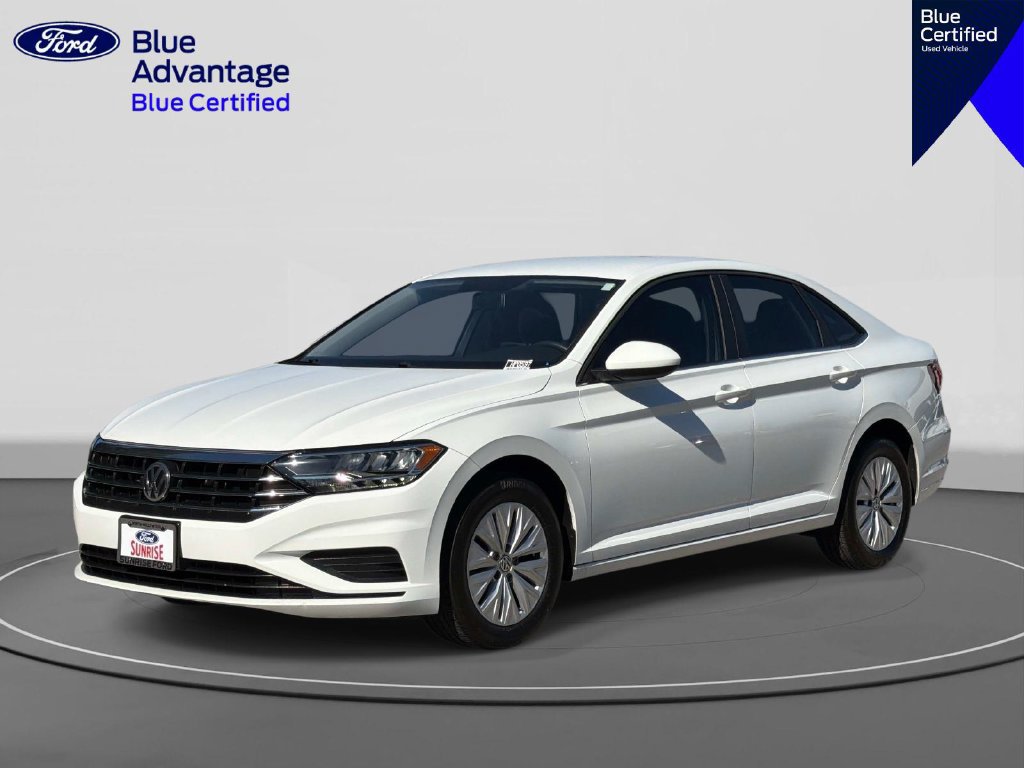 Used 2019 Volkswagen Jetta R-Line FWD image 1